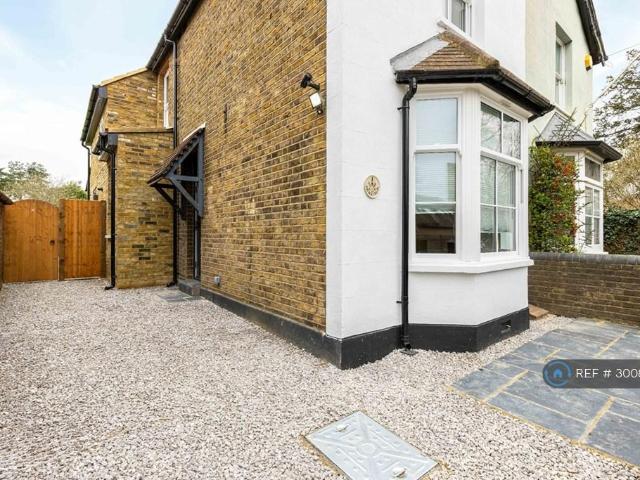 House for rent in Laleham, Spelthorne