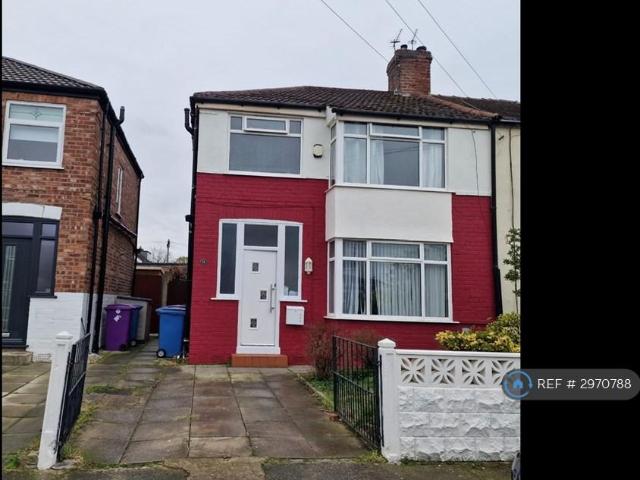 House for rent in Calderstones