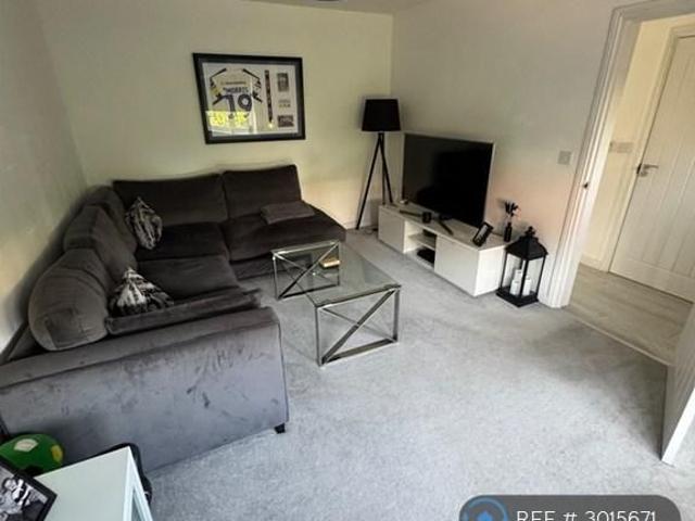 House for rent in Rossmore, Cheshire