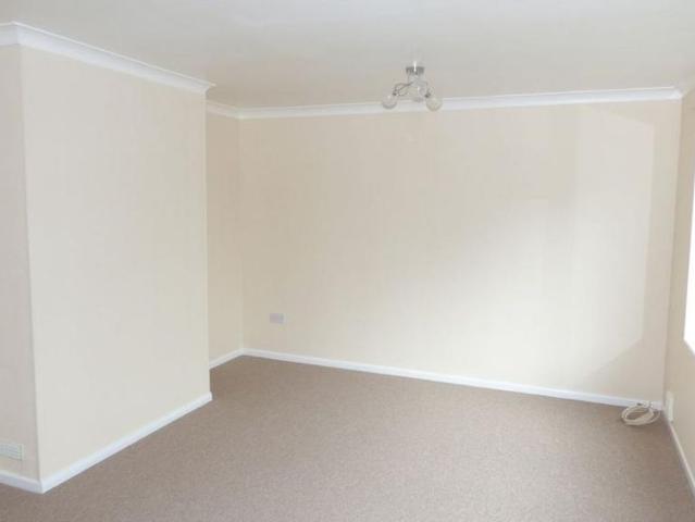 House for rent in Pebsham, Heathlands