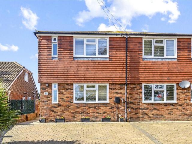 House for rent in Fishersgate, West Sussex