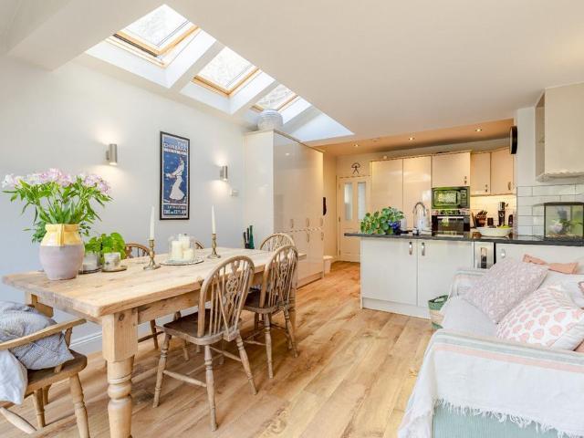 House for rent in Guildford Park, Westborough