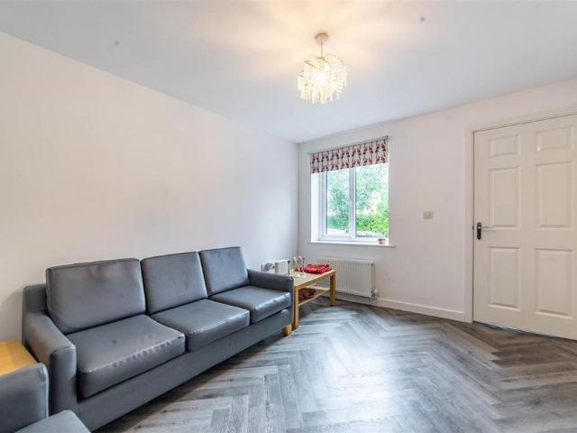 House for rent in Elmwood Park, Newcastle upon Tyne