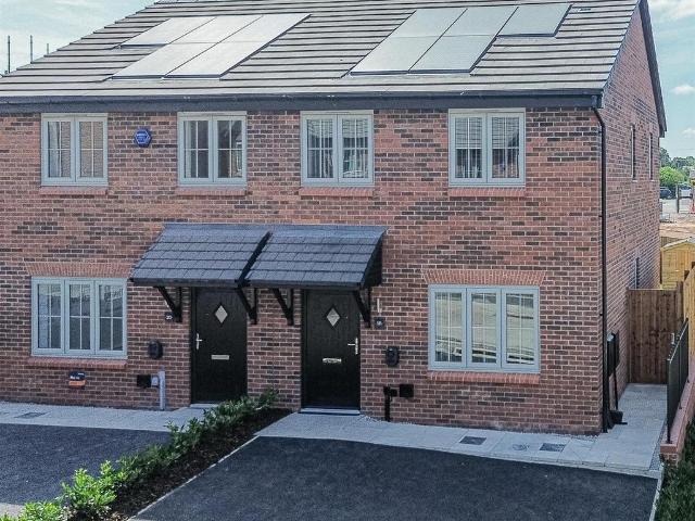 House for rent in Oughtrington, Warrington