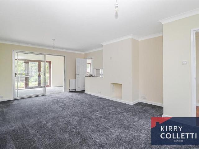 House for rent in Kings Hill, Colliers End