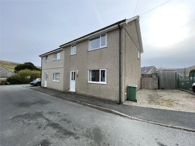 House for rent in Llanaelhaearn, Wales