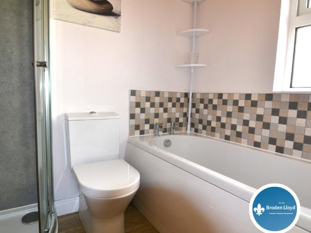 House for rent in Wheatley Lane, Higherford