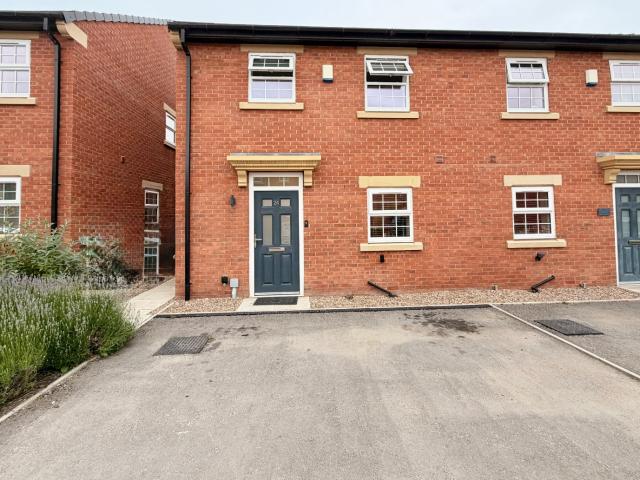 House for rent in Worsbrough Common, Worsbrough