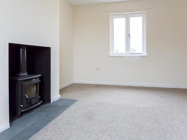 House for rent in Whitchurch Urban, Whitchurch