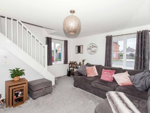 House for rent in Holmgate, North East Derbyshire