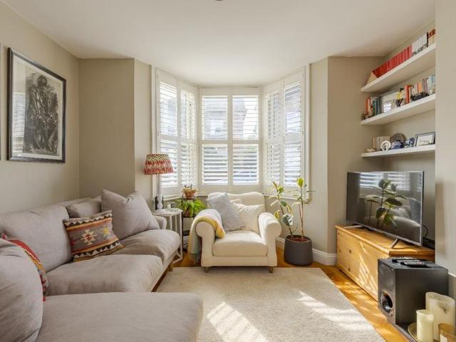 House for rent in Guildford Park, Westborough