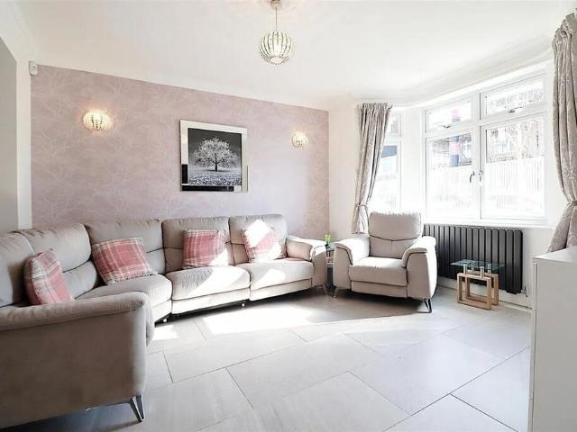 House for rent in Plumstead, Greater London