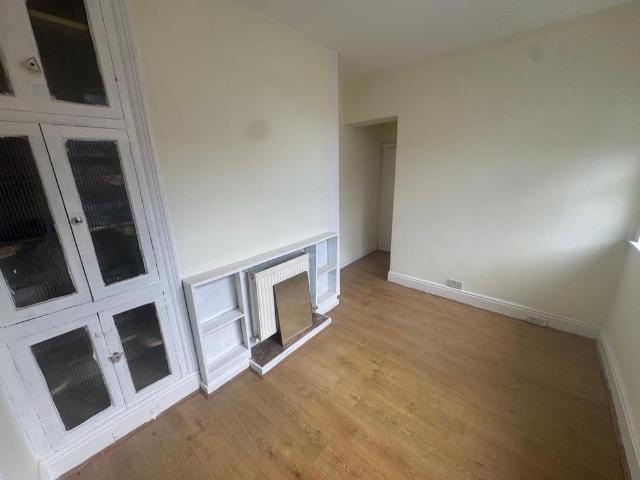 House for rent in Barton upon Irwell, Salford