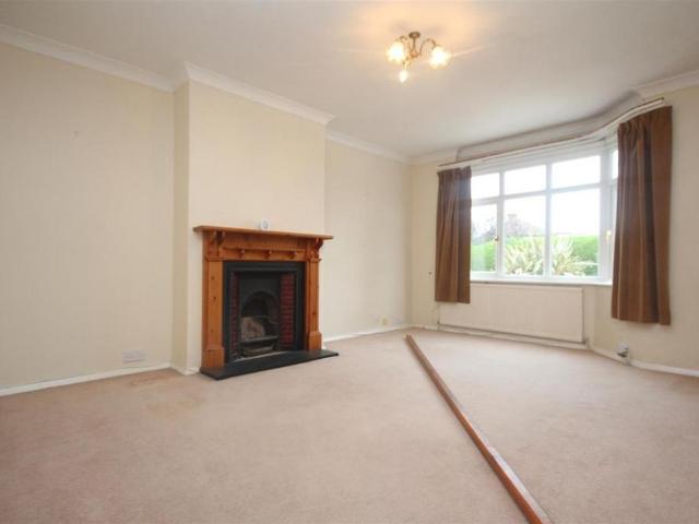 House for rent in Worplesdon, Westborough