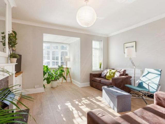 House for rent in Red Hill, Surrey