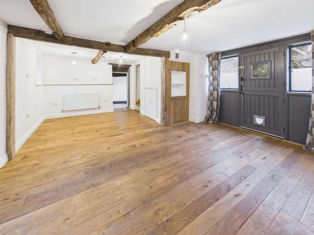 House for rent in Abergavenny