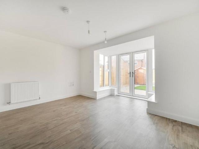 House for rent in Emmbrook, Wokingham
