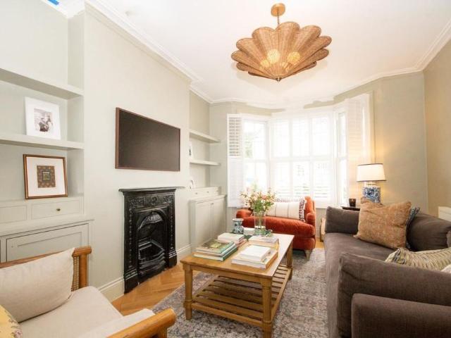 House for rent in Pinner, Greater London