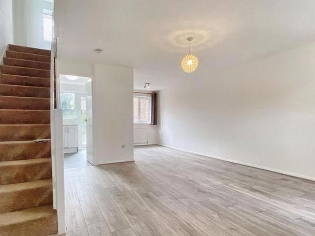House for rent in Ickenham, Greater London