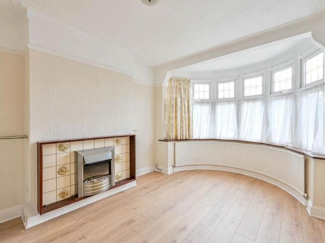 House for rent in Woodcote, Epsom
