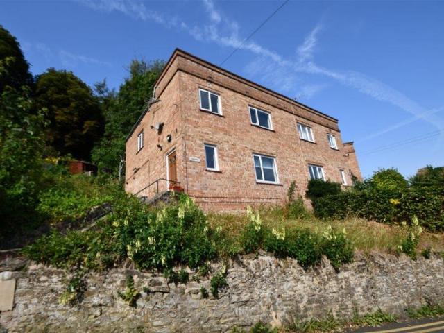 House for rent in Holloway Hill, Fole