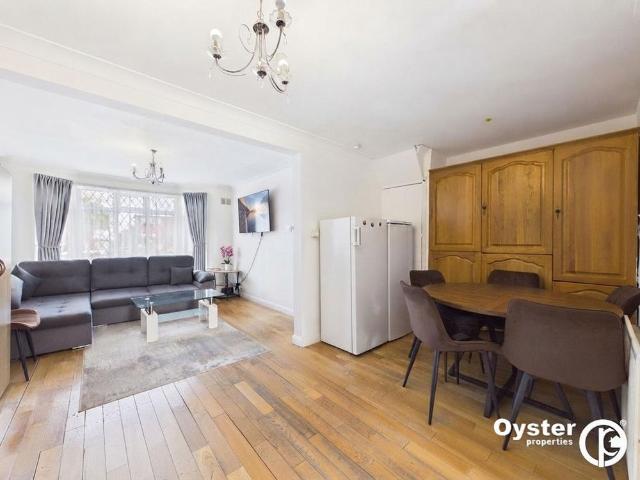 House for rent in London Borough of Harrow, Greater London