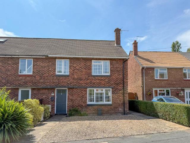 House for rent in Lillington, Green Close