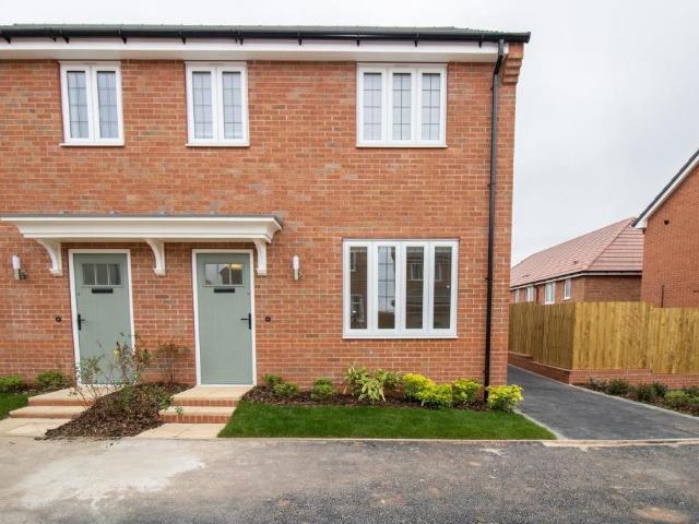 House for rent in Barton In Fabis, East Midlands
