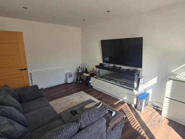 House for rent in Gorse Hill, Trafford Park