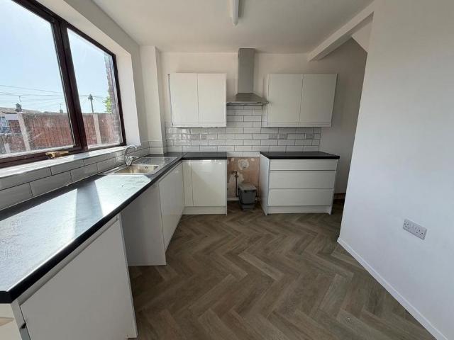 House for rent in Broomhill, Chadsmoor