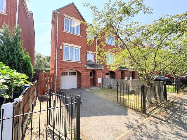 House for rent in Hunts Cross, Calderstones