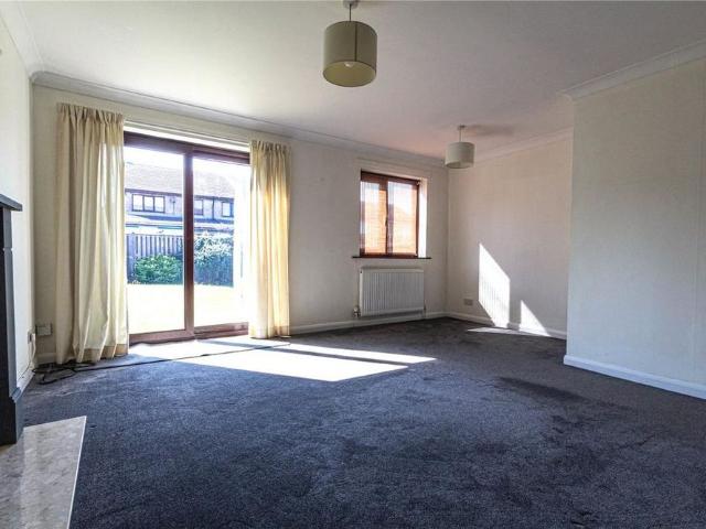 House for rent in Scholes, West Yorkshire