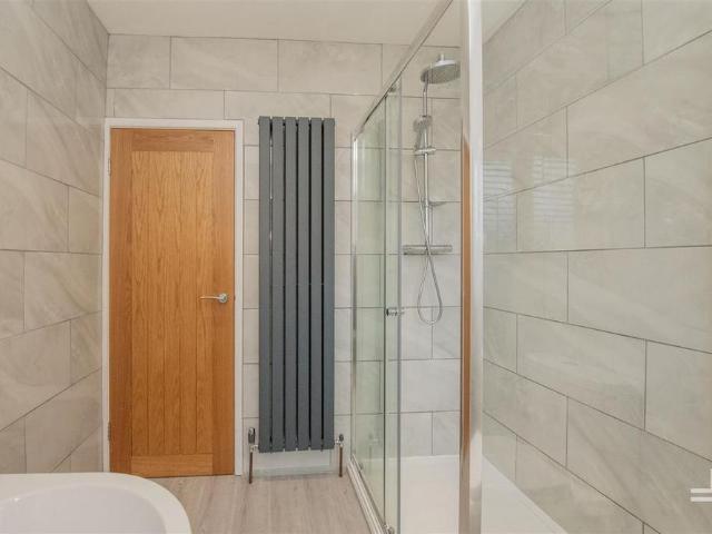House for rent in Hulton Lane Ends, Lee Bank