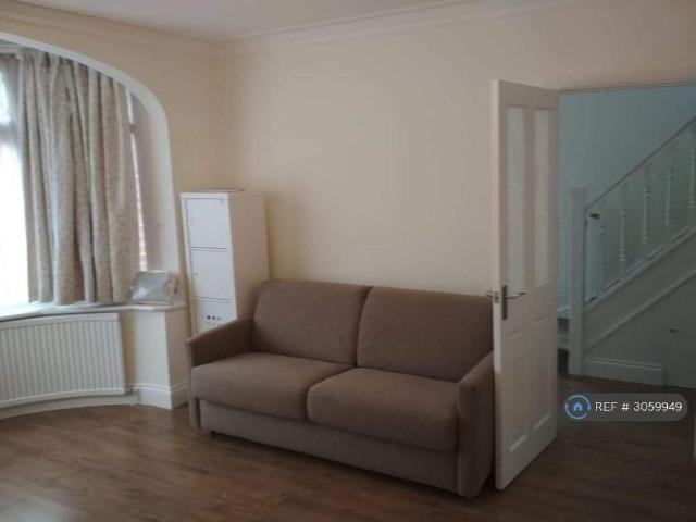 House for rent in London Borough of Harrow, Greater London