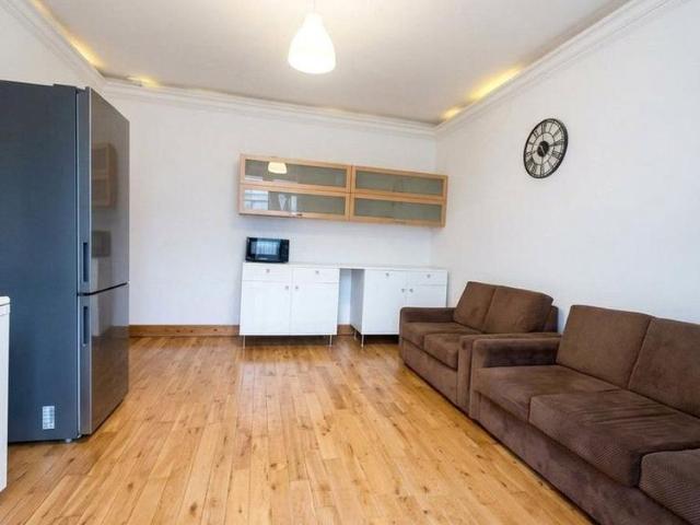 House for rent in Hayes, Greater London
