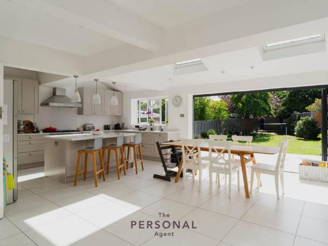House for rent in Stoneleigh, Ewell
