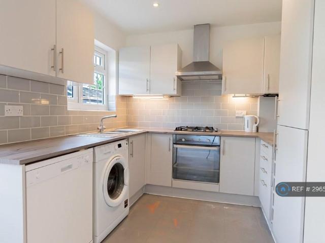 House for rent in Old Malden, Greater London