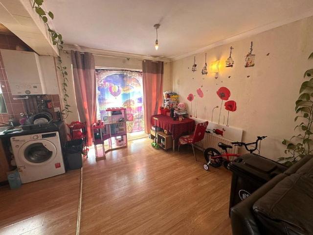 House for rent in Hayes, Greater London