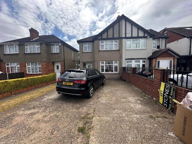 House for rent in Hayes, Greater London