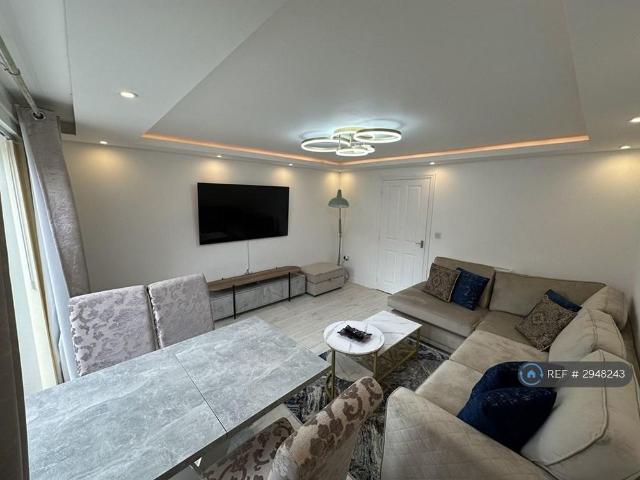 House for rent in Nangreaves, Wales