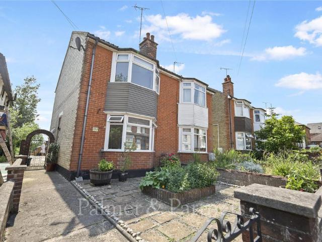 House for rent in Mile End, Fordham Heath