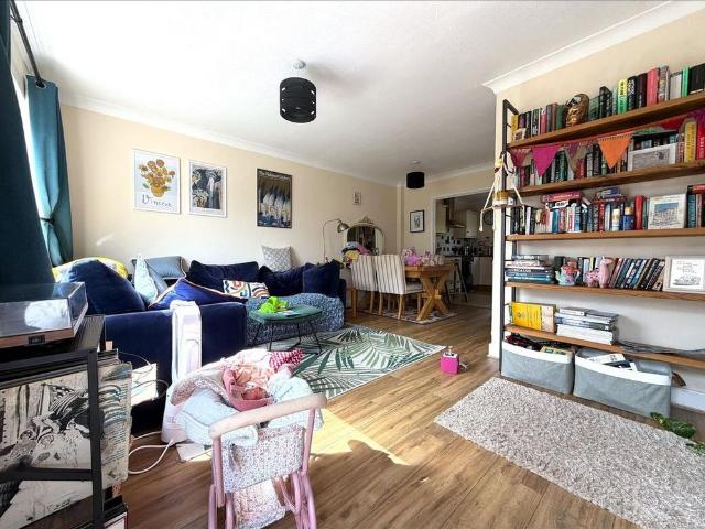 House for rent in Fole, Surrey