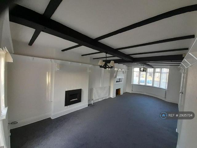 House for rent in Cheylesmore, West Midlands