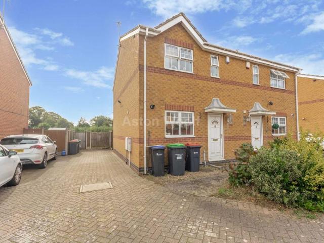 House for rent in Titchfield, Hucknall
