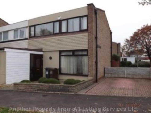 House for rent in Chelmsley Wood, Marston Green