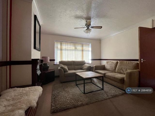 House for rent in Lee Bank, Greater Manchester