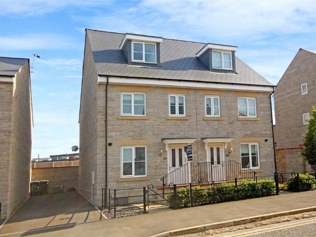 House for rent in Ridgeway Farm, Purton