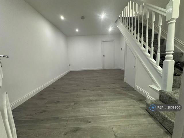 House for rent in Slough, Isle Of Man