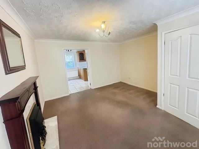 House for rent in Calderstones