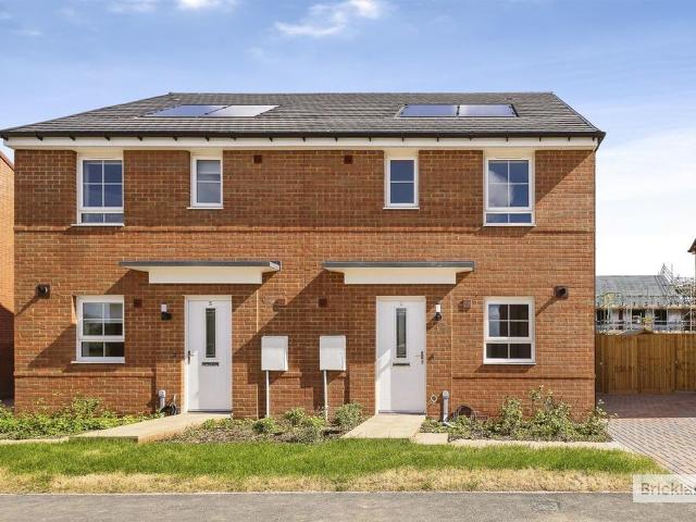 House for rent in Littlecote, West Sussex